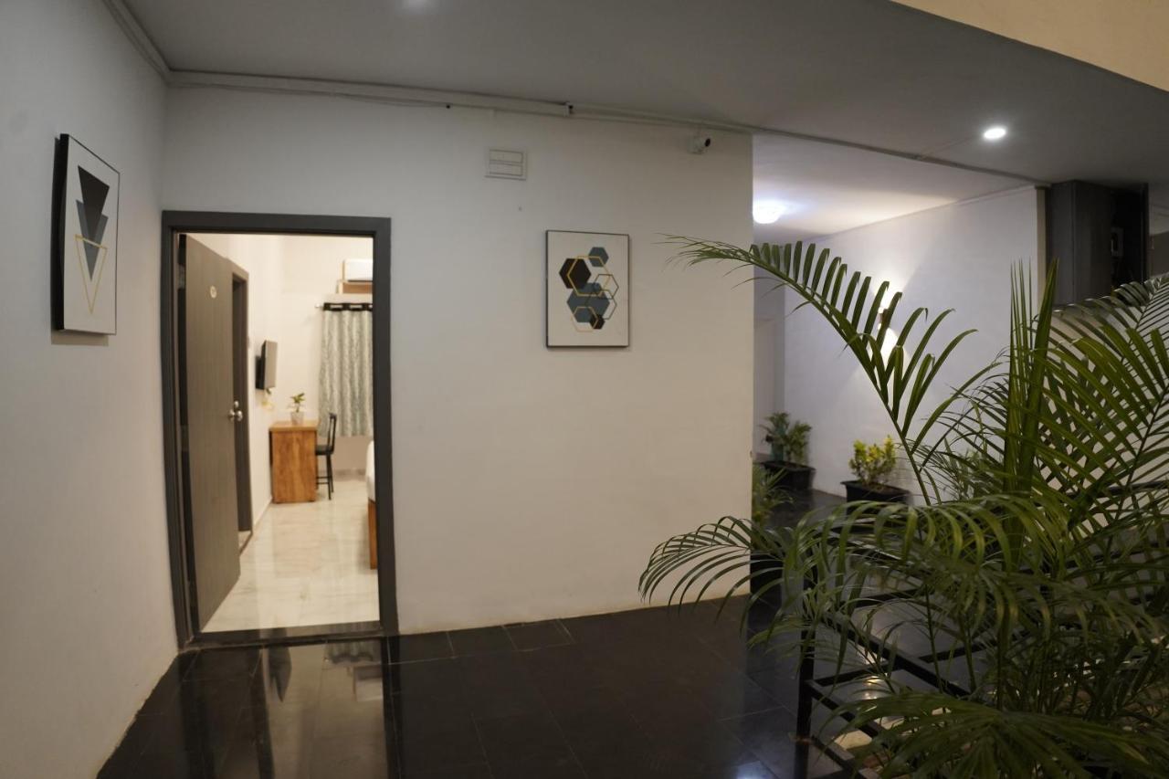 Hotel Royal Accord Σουράτ Εξωτερικό φωτογραφία