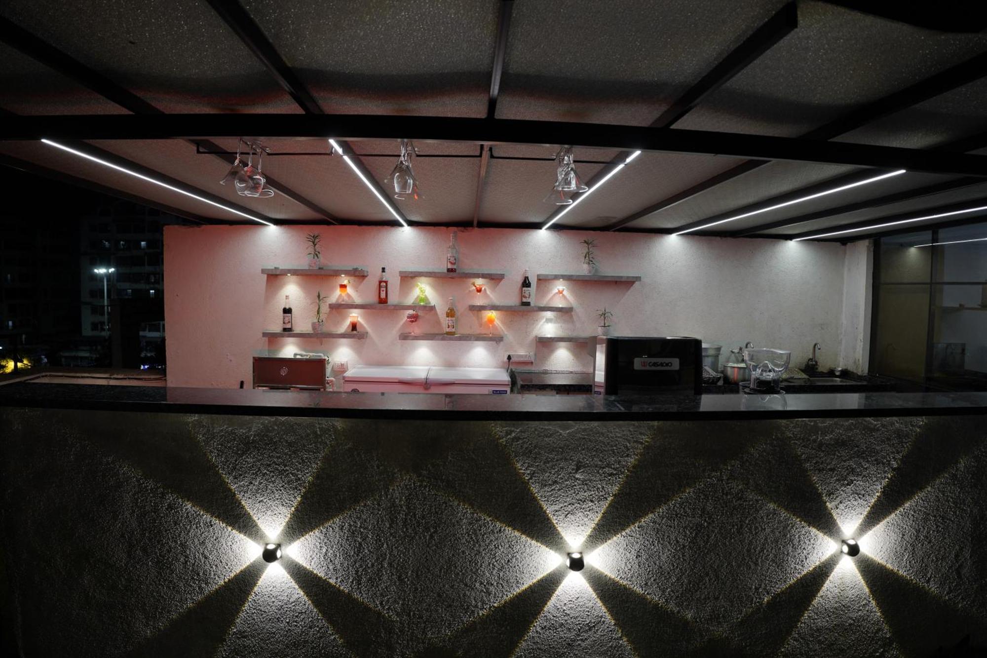 Hotel Royal Accord Σουράτ Εξωτερικό φωτογραφία