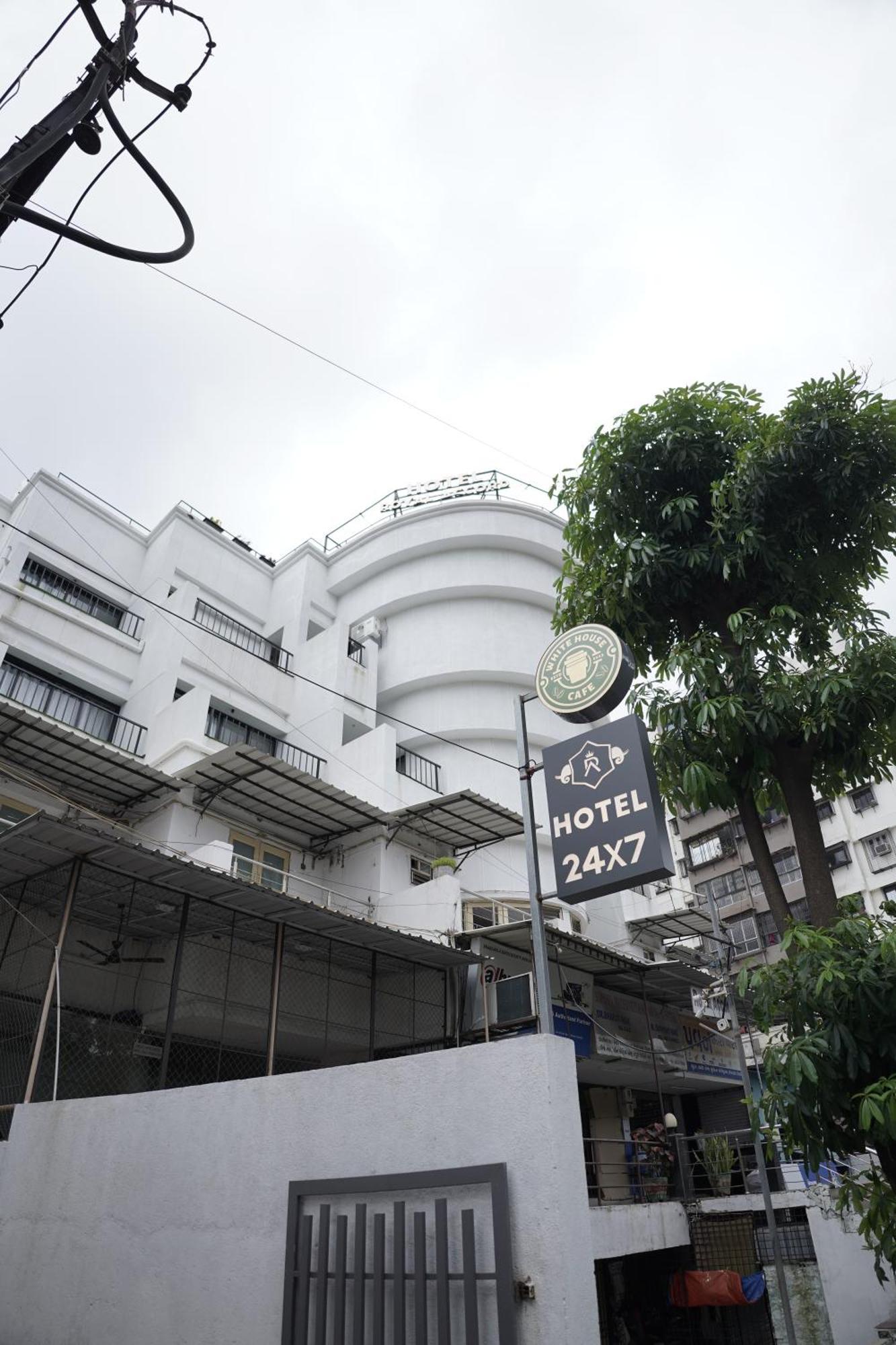 Hotel Royal Accord Σουράτ Εξωτερικό φωτογραφία